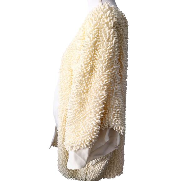 ShagBagg Unisex Shaggy Reversible Cream Wrap With Side Jackets - Picture 4 of 5
